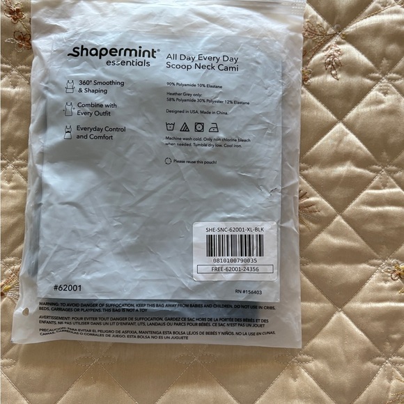 Shapermint Essentials Black Scoop Neck Cami Size XL - Picture 3 of 3